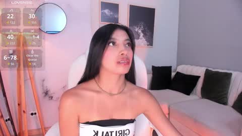 tiffany_low online show from March 2026 02:54:02 PM