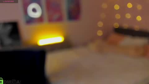 tiffany_robinson online show from April 2026 03:04:02 AM