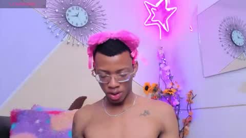 Snapshot of tiffany_valentine15xxx chatting on September 2025 01:02:01 PM Xander Barbie online show from September 2025 01:02:01 PM