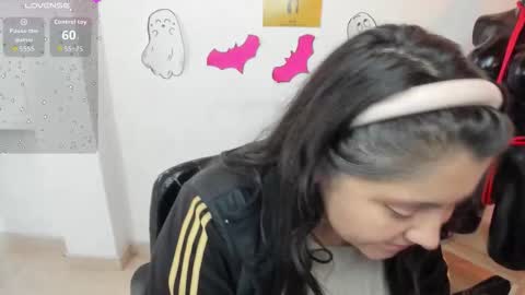 Snapshot of tiffanyamazing chatting on October 2025 12:58:01 PM TiffanyAmazing online show from October 2025 12:58:01 PM