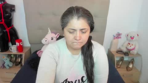 TiffanyAmazing online show from November 2025 12:26:01 PM