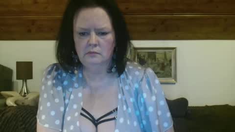 TiffanyMature online show from October 2025 10:38:01 PM