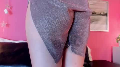 Stefany Suarez online show from December 2025 08:16:02 PM