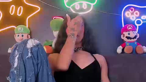 Tiffany  online show from September 2025 09:36:02 PM