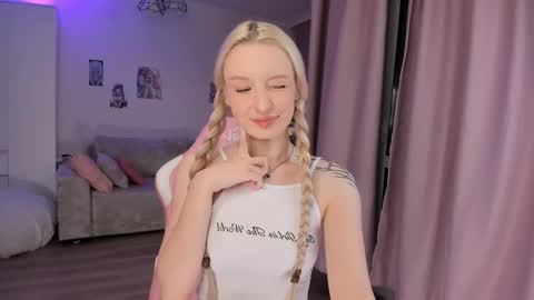 Tiffany online show from February 2026 03:29:02 AM