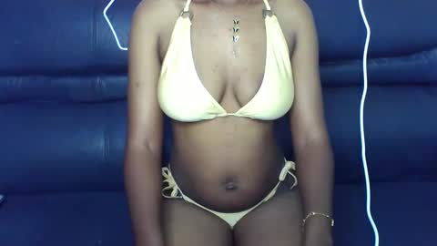 Snapshot of tiffyblue chatting on March 2026 01:51:01 AM Tiffyblue online show from March 2026 01:51:01 AM