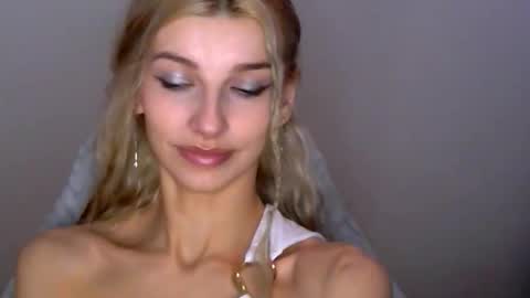 Snapshot of tigerblooood chatting on May 2026 12:08:02 AM Ask me online show from May 2026 12:08:02 AM