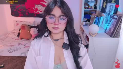 Snapshot of tigerlily__1 chatting on June 2026 01:59:01 PM Lilith online show from June 2026 01:59:01 PM