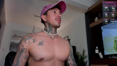 Snapshot of tigerstripes_ chatting on February 2025 01:16:02 AM Chris online show from February 2025 01:16:02 AM