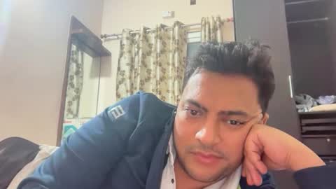 tigertinku online show from November 2025 06:19:02 PM