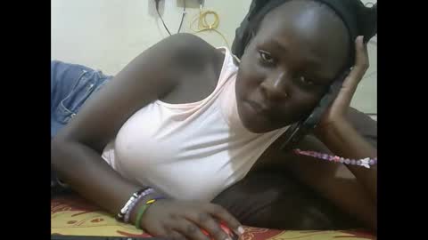 tight_pussie online show from October 2025 08:06:01 AM