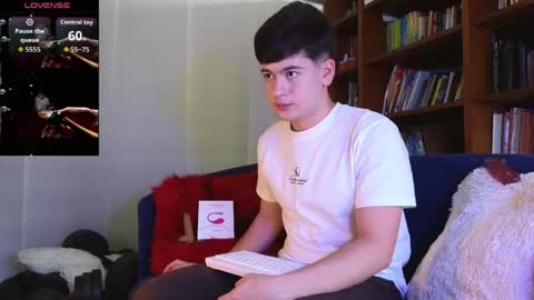 Snapshot of tightncuteass chatting on April 2026 08:10:01 PM Camilo online show from April 2026 08:10:01 PM