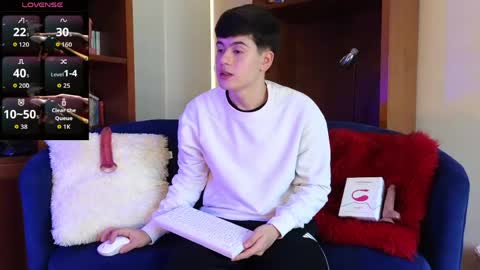 Snapshot of tightncuteass chatting on April 2026 07:42:01 PM Camilo online show from April 2026 07:42:01 PM