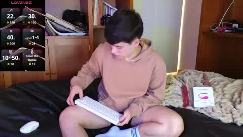 Snapshot of tightncuteass chatting on May 2026 04:23:02 PM Camilo online show from May 2026 04:23:02 PM