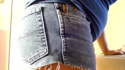 Snapshot of tightshortsspank chatting on February 2025 10:29:02 PM Tightshortsspank online show from February 2025 10:29:02 PM