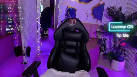 Tiiana online show from May 2026 03:13:01 AM