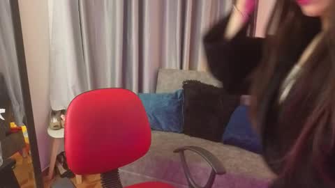 tiinajonus_ online show from February 2026 05:03:01 AM