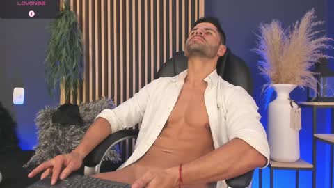 Tim online show from February 2025 01:25:02 AM