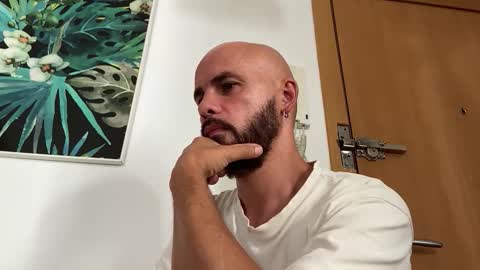 Snapshot of tim_beard chatting on September 2025 12:04:02 PM Tim Beard online show from September 2025 12:04:02 PM