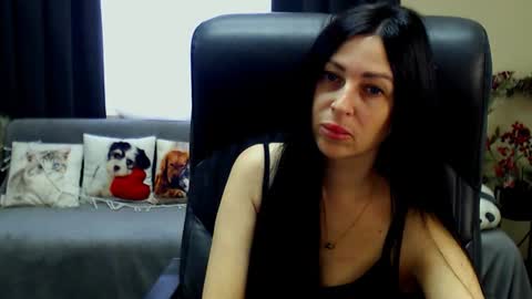 Snapshot of timeparadice chatting on July 2026 07:32:02 AM Luisa online show from July 2026 07:32:02 AM
