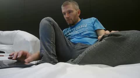 timgeil7890 online show from February 2026 09:21:01 PM