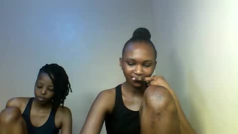 Snapshot of tina_merry chatting on November 2025 03:00:02 PM Tina online show from November 2025 03:00:02 PM