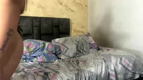Snapshot of tina_russo chatting on April 2026 01:34:01 AM tina_russo online show from April 2026 01:34:01 AM