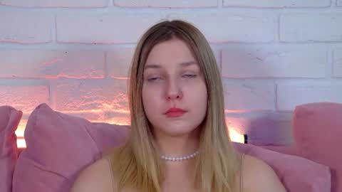 Snapshot of tinaburton chatting on June 2026 04:09:02 PM TinaBurton online show from June 2026 04:09:02 PM