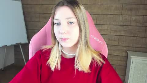Snapshot of tinaburton chatting on June 2026 04:02:02 PM TinaBurton online show from June 2026 04:02:02 PM
