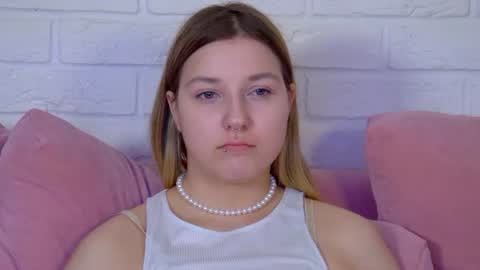 Snapshot of tinaburton chatting on July 2026 04:20:01 PM TinaBurton online show from July 2026 04:20:01 PM