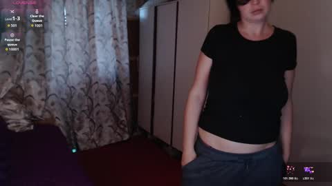 Snapshot of tinaflower chatting on October 2025 02:18:02 PM TinaFlower online show from October 2025 02:18:02 PM