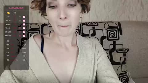 Tina online show from October 2025 06:05:01 AM