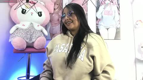 tinna noa online show from April 2026 02:56:01 AM