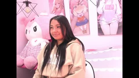 tinna noa online show from April 2026 03:34:02 AM