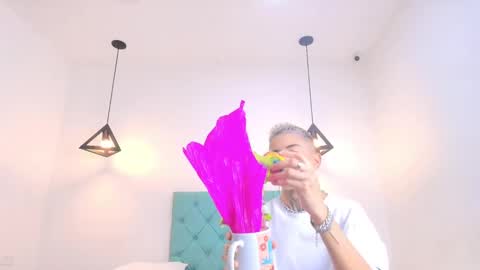 TINNY AND CANDY online show from March 2025 01:59:02 PM