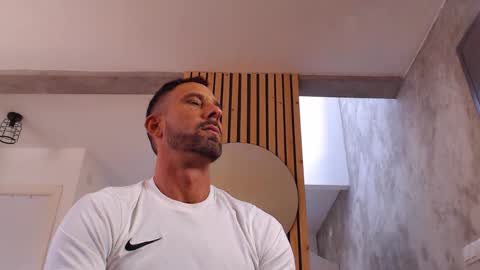 tinoclandestino online show from February 2025 03:07:01 PM