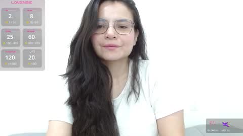 Tiny Caroline online show from February 2025 02:42:02 AM