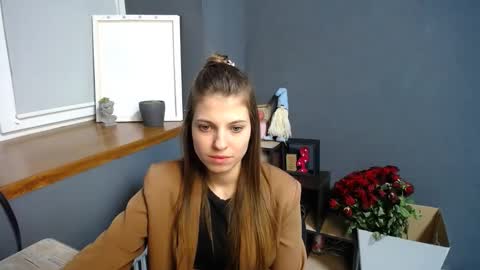 Gloria online show from February 2025 10:37:02 AM