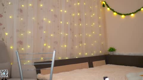 Lyssa     online show from December 2024 06:15:02 PM