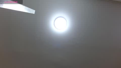 tiny_tay online show from March 2026 11:37:01 AM