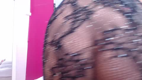 tiny_whore18 online show from January 2025 02:41:01 PM