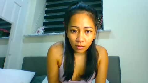 Tinyasian911718 sweetinyasian instagram online show from December 2024 06:16:01 PM