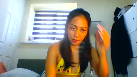 Tinyasian911718 sweetinyasian instagram online show from March 2025 12:27:02 PM
