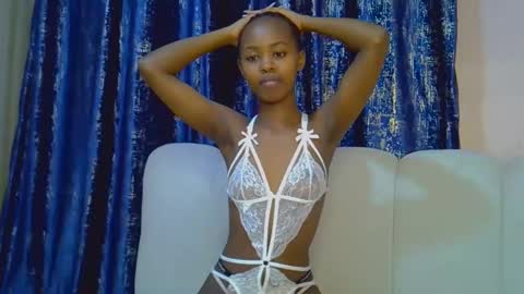 Snapshot of tinybarbie_ chatting on February 2026 03:47:02 AM Barbie online show from February 2026 03:47:02 AM