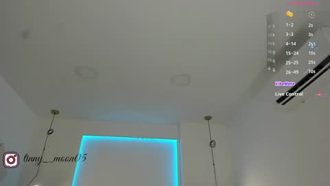 Luna  online show from January 2025 11:02:02 AM