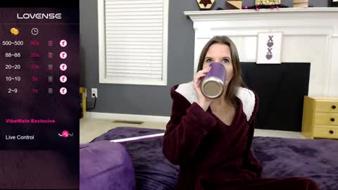 V - Read the bio please thanks. online show from January 2025 02:49:02 AM