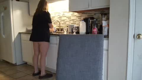 Snapshot of tinywithtiddies chatting on November 2025 01:33:01 PM tinywithtiddies online show from November 2025 01:33:01 PM