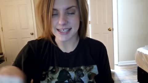 Snapshot of tinywithtiddies chatting on February 2026 07:01:01 AM tinywithtiddies online show from February 2026 07:01:01 AM