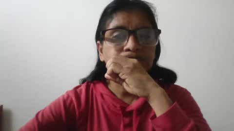 Ester online show from January 2025 12:37:01 PM