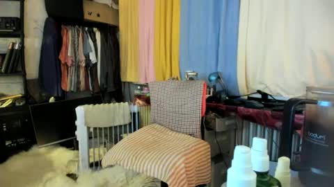 liebe es mich nackt vor der cam zu zeigen online show from January 2025 06:31:02 AM